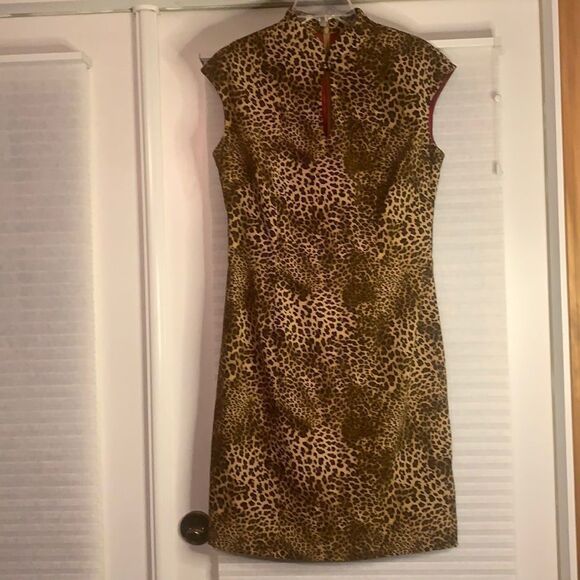 Jessica Howard Keyhole Lined Leopard Dress Size 8 - Picture 1 of 5